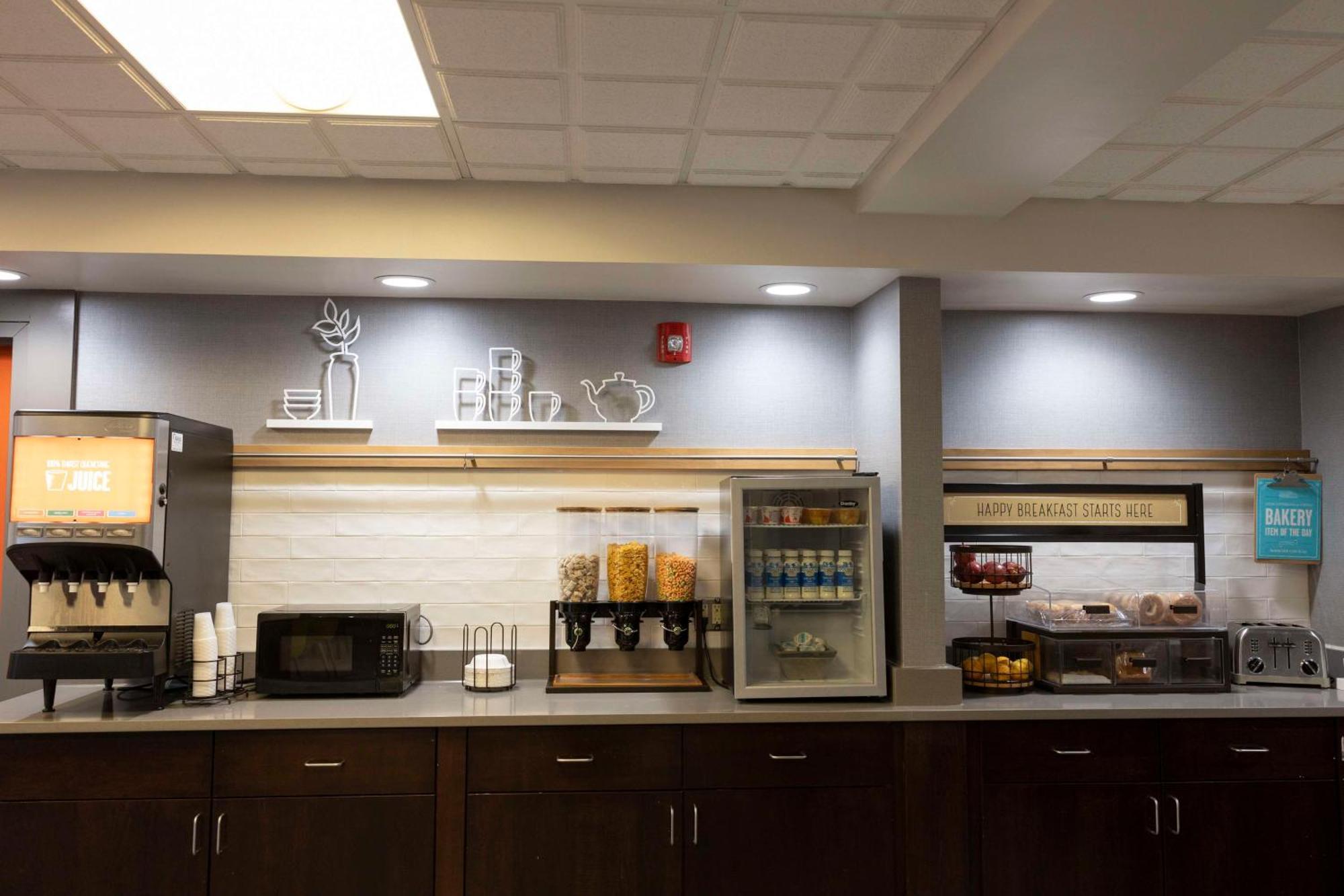 Hampton Inn Kent/Akron Area Ngoại thất bức ảnh