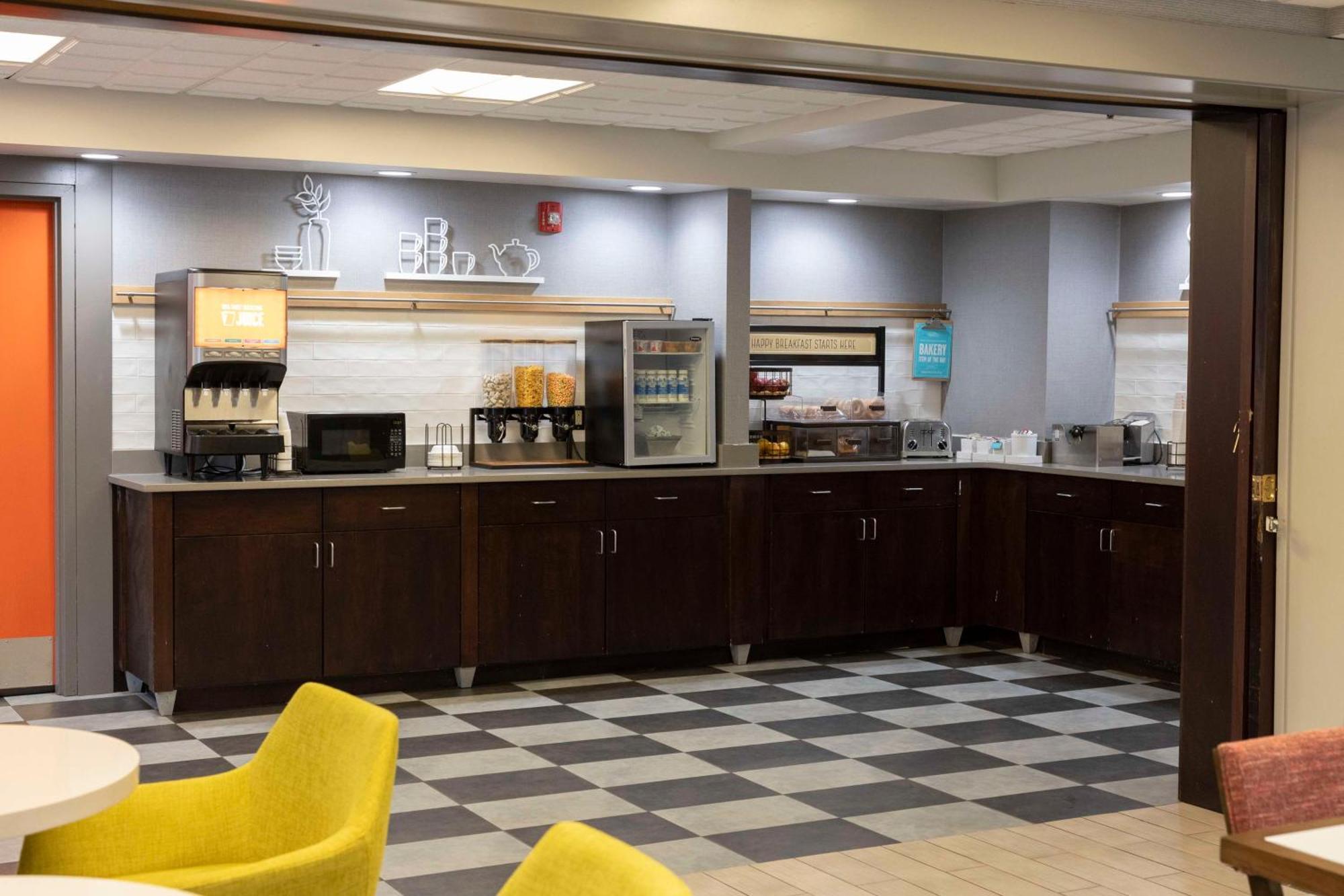 Hampton Inn Kent/Akron Area Ngoại thất bức ảnh