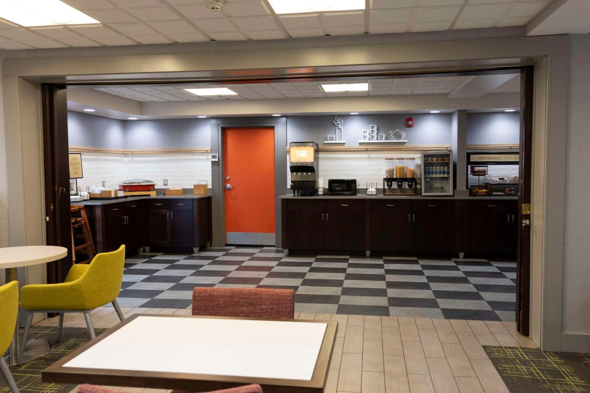 Hampton Inn Kent/Akron Area Ngoại thất bức ảnh