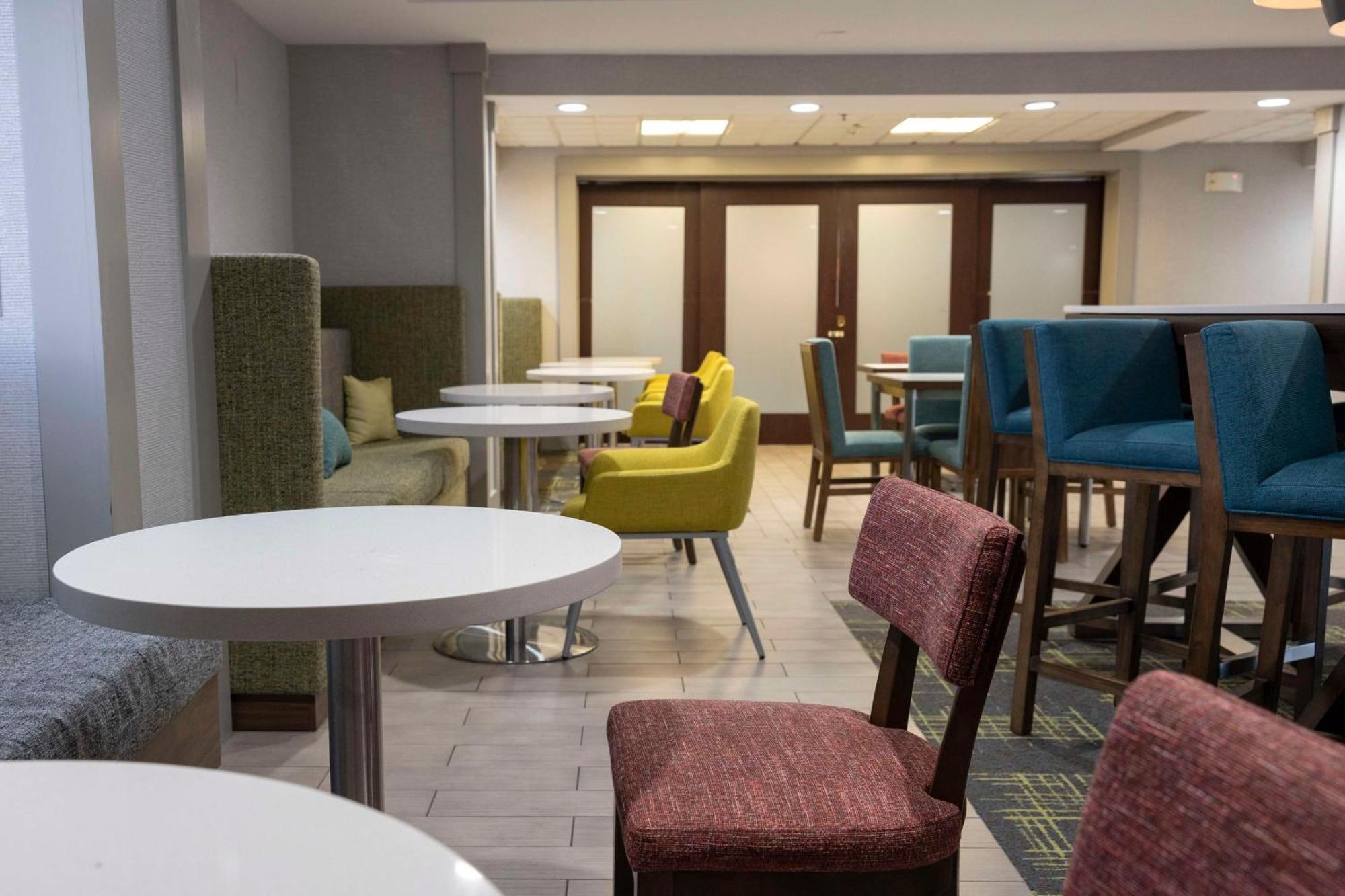 Hampton Inn Kent/Akron Area Ngoại thất bức ảnh