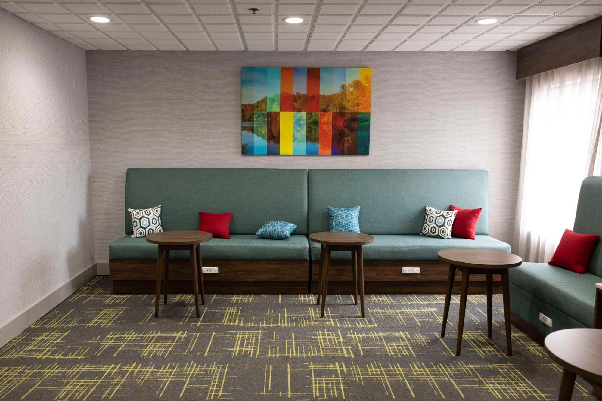 Hampton Inn Kent/Akron Area Ngoại thất bức ảnh